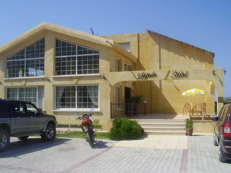 Lapida Garden Hotel Lapithos  Ngoại thất bức ảnh