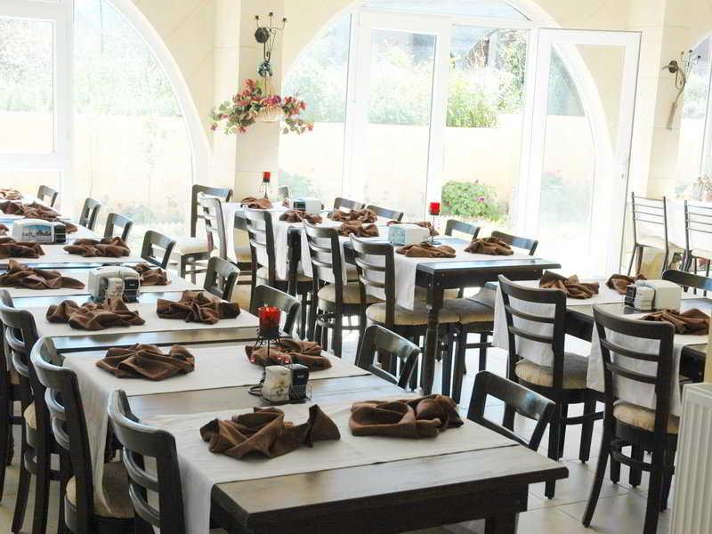 Lapida Garden Hotel Lapithos  Ngoại thất bức ảnh